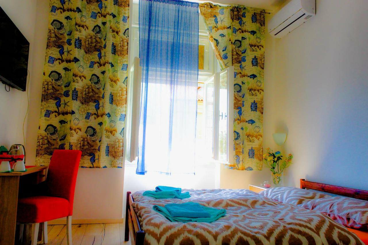 Fluminis Rooms Fiume Esterno foto